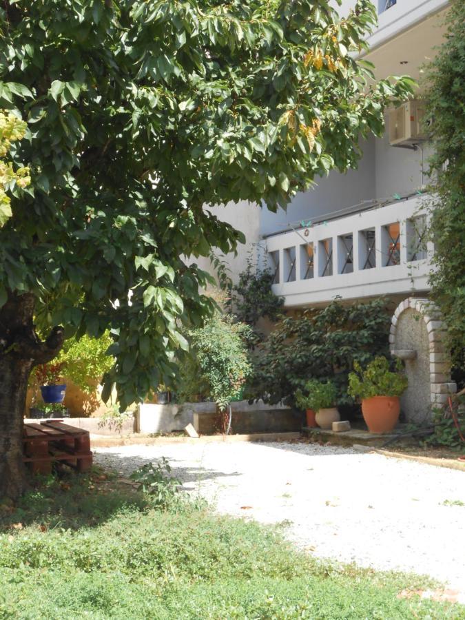 Secret Garden 76 Sq.M. Apartment Close To City Center อิโออันนินา ภายนอก รูปภาพ