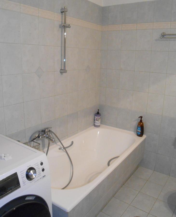 Secret Garden 76 Sq.M. Apartment Close To City Center อิโออันนินา ภายนอก รูปภาพ
