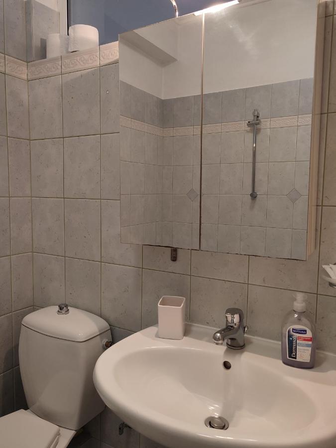 Secret Garden 76 Sq.M. Apartment Close To City Center อิโออันนินา ภายนอก รูปภาพ